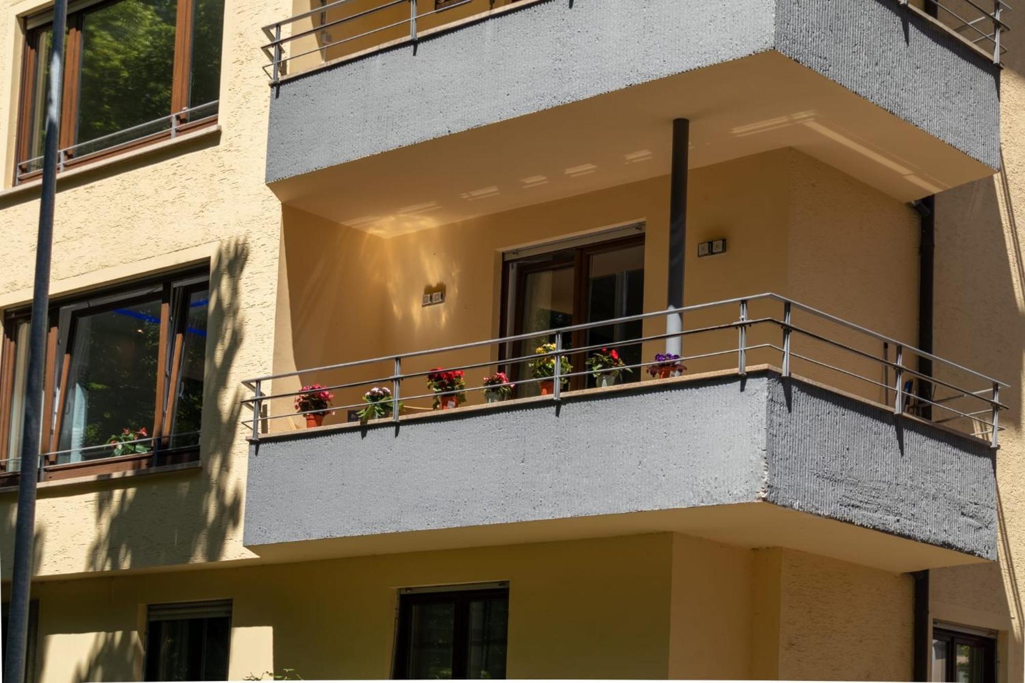 Mega Lux Apartment Esslingen am Neckar Exterior photo
